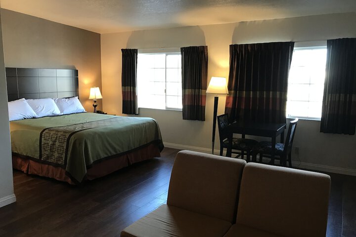 Manhattan Inn & Suites - LAX