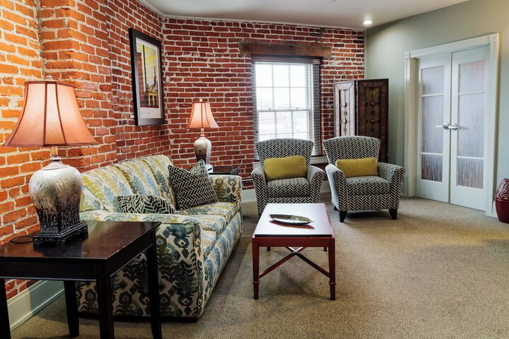 Room 25 of 44