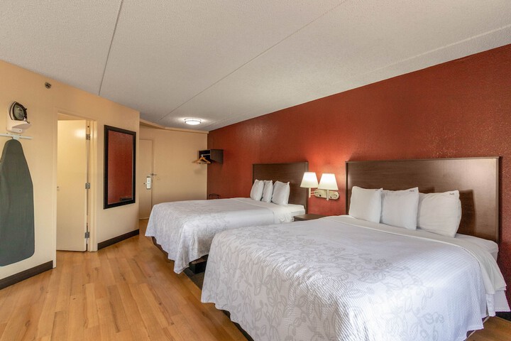 Room 34 of 34
