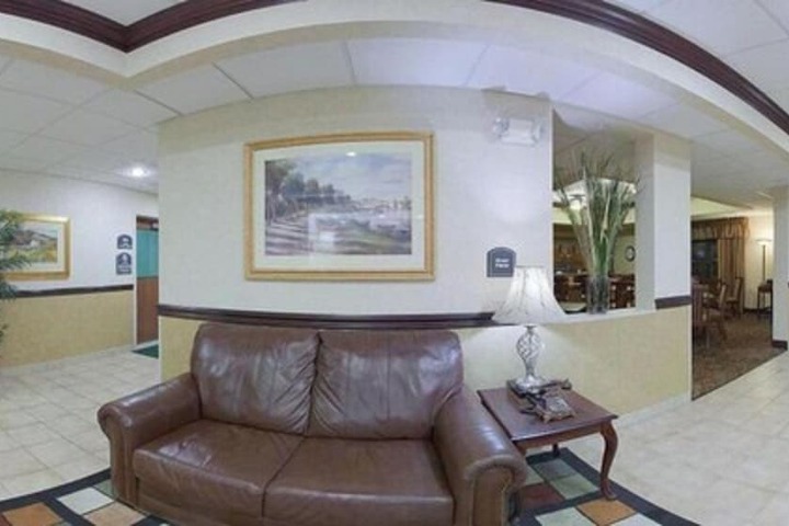 Hotel Interior 10 of 75