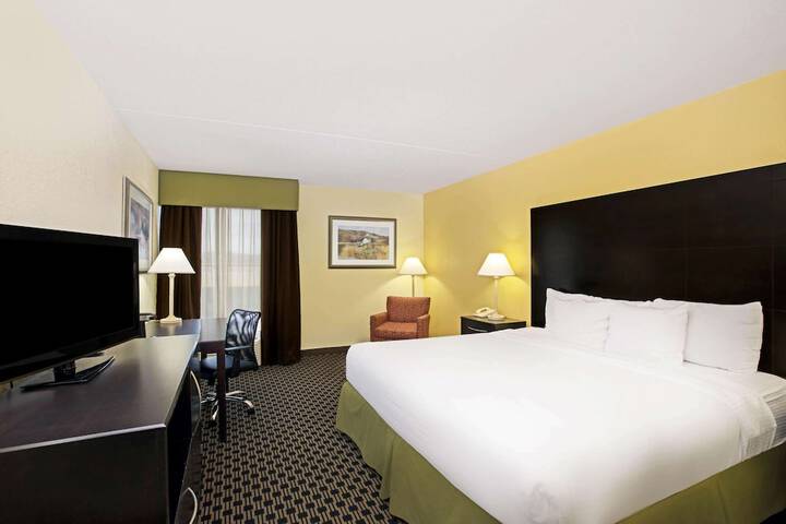Room 20 of 53