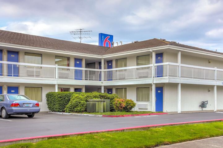 Hotel 6 of 31
