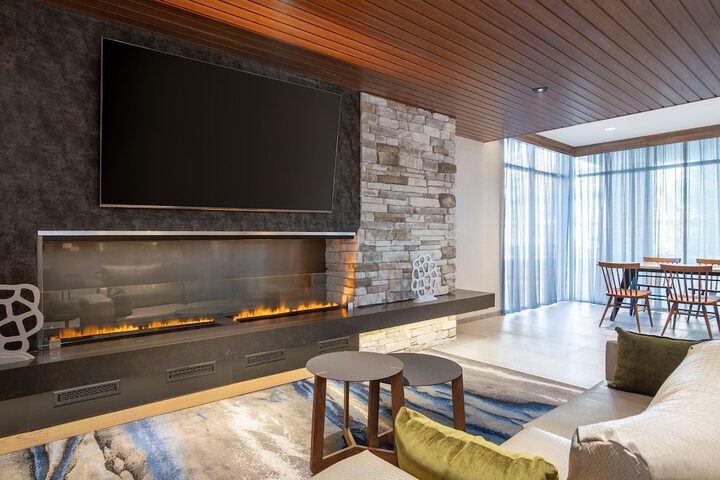 Hotel Interior 10 of 36