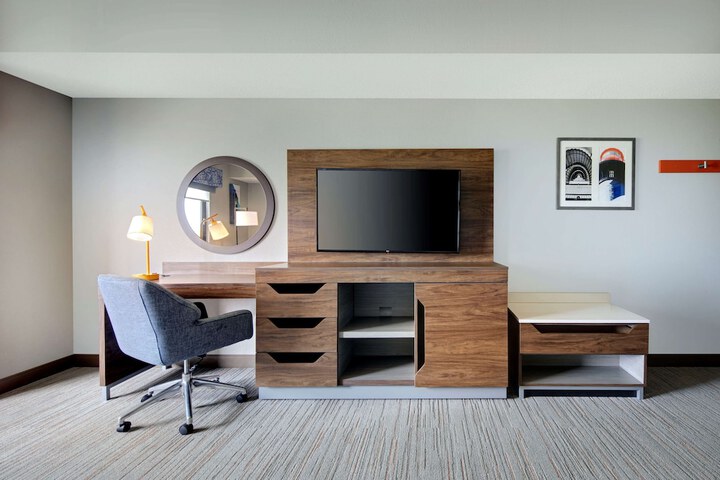 Room 46 of 70