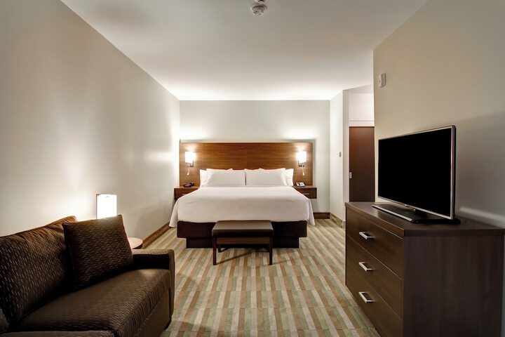 Room 28 of 44