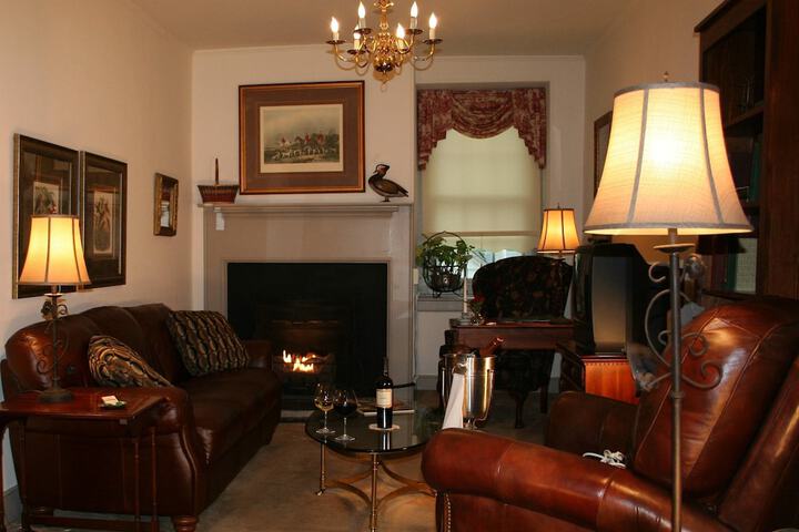 Room 35 of 61