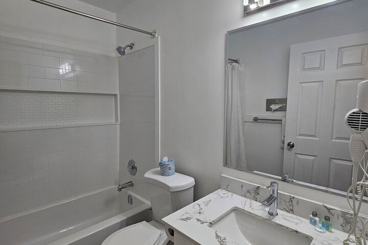 Room 40 of 95