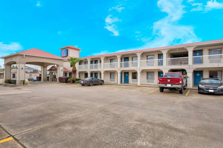 Hotel 2 of 26