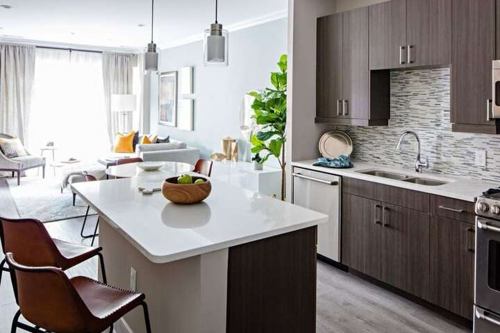 Kings Point Lux Suites