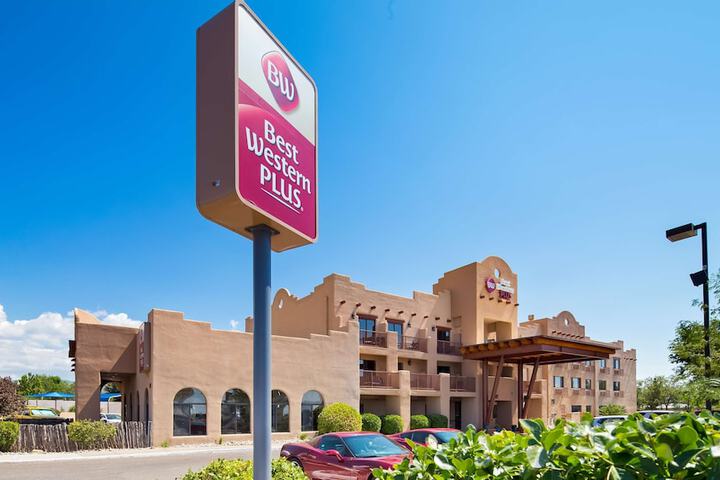 Hotel 3 of 43