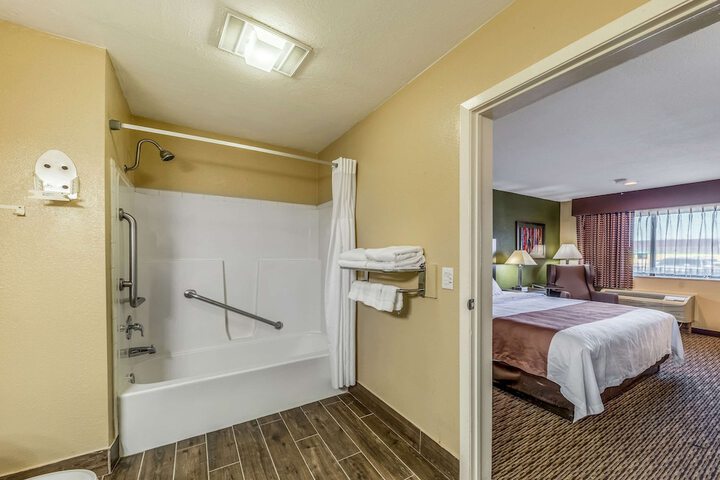 Quality Inn Glenpool - Tulsa