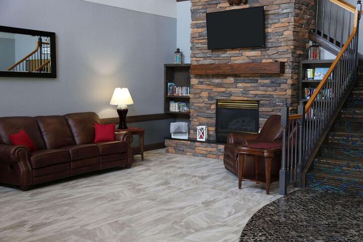 Country Inn & Suites by Radisson Little Falls, Mn
