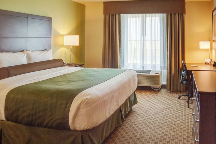 Cobblestone Hotel & Suites - Jefferson