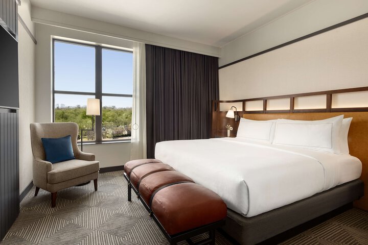 Valley Hotel Homewood Birmingham Curio Collection by Hilton