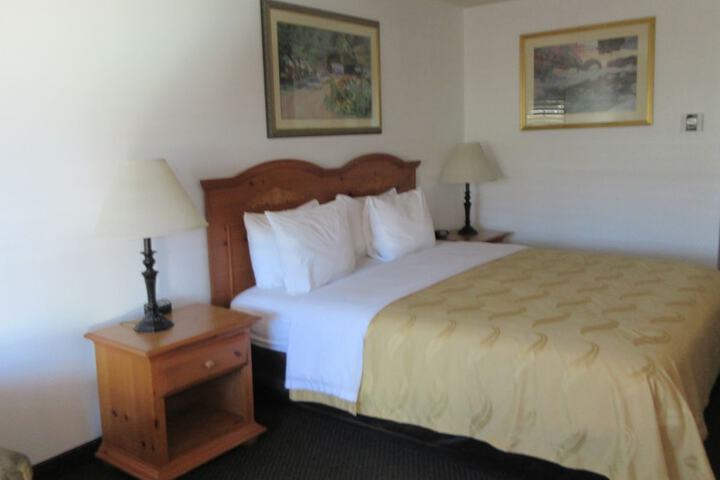 Room 21 of 47