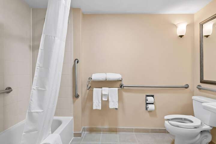 Clarion Inn North Haven - New Haven North