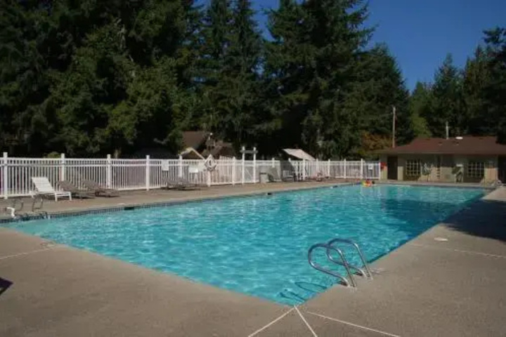 Chehalis Camping Resort Studio Cabin 4