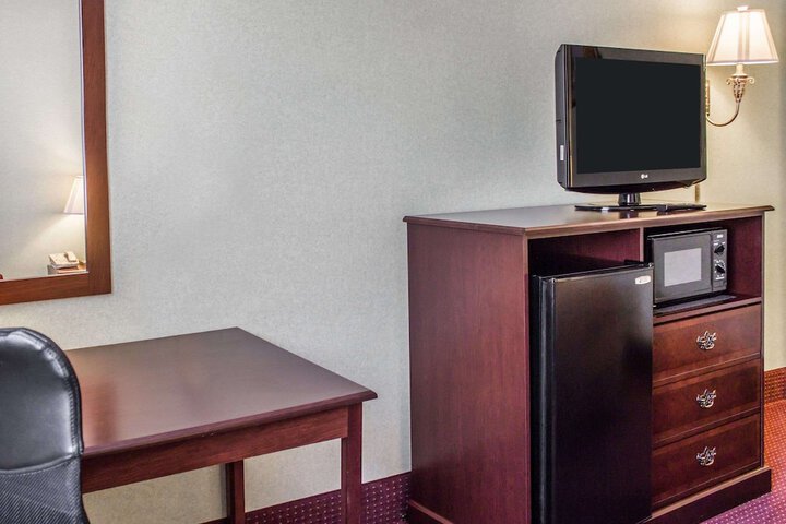 Room 19 of 49