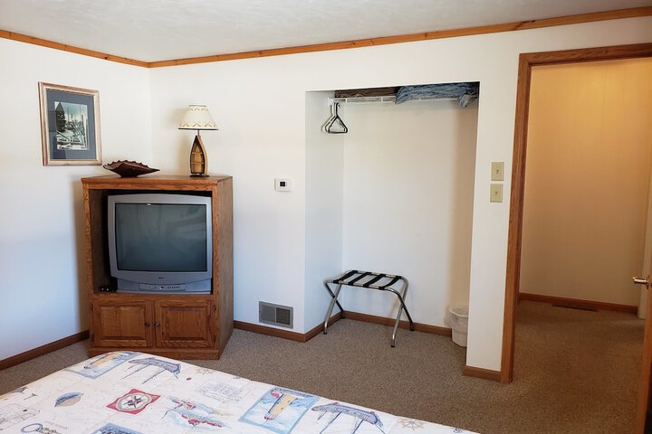 Algoma Beach Motel