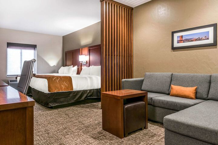 Room 30 of 40