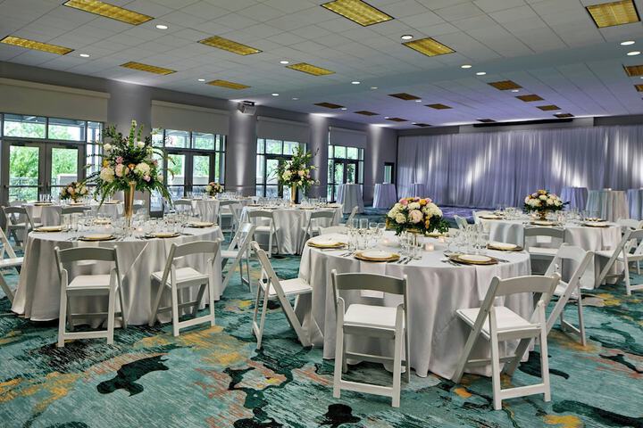 Renaissance Shoals Resort & Spa