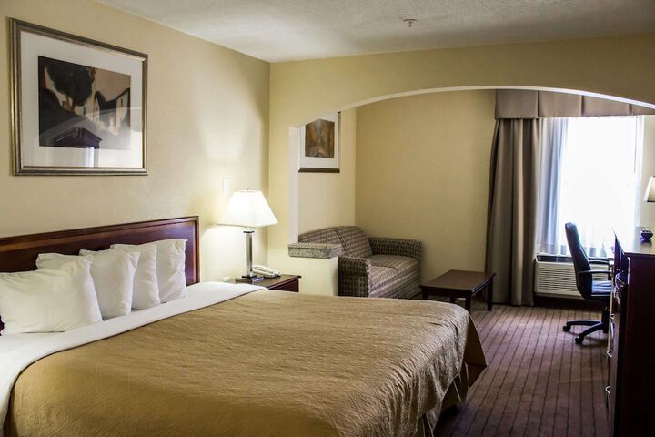 Room 15 of 26