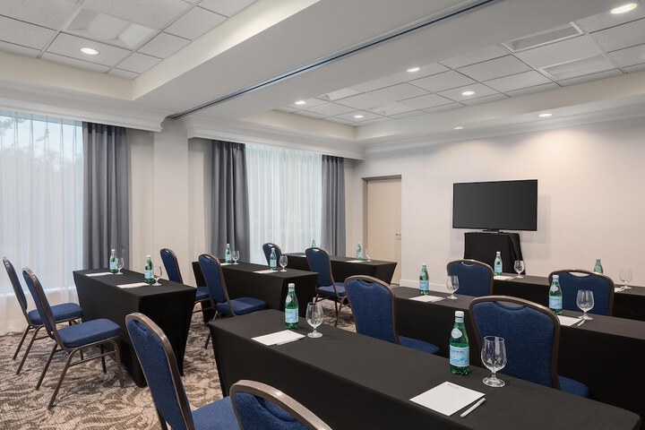 Hilton Garden Inn Tampa North Busch Gardens