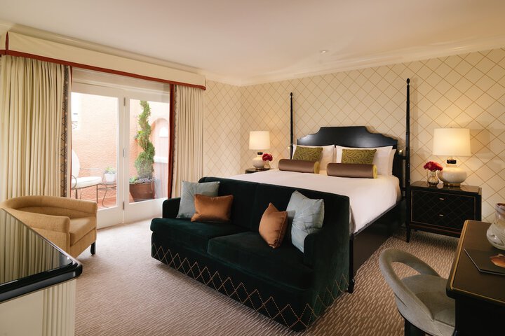Room 35 of 235