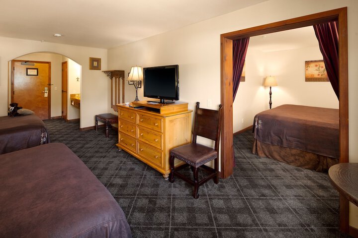 Room 26 of 86