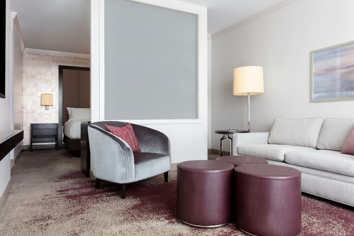 Room 29 of 60