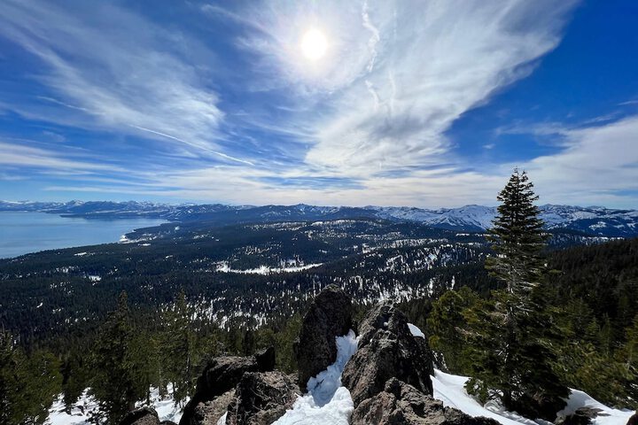 Pino Point Steps to Tahoe Beaches