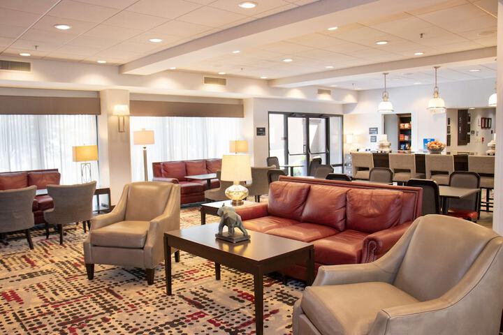 Hotel Interior 11 of 40