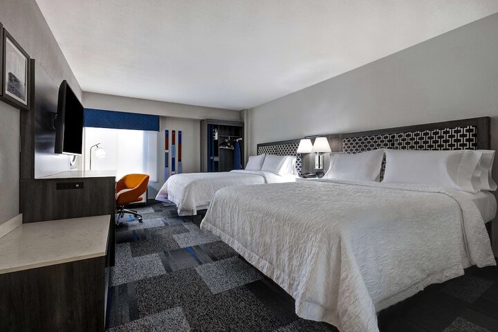 Room 18 of 42