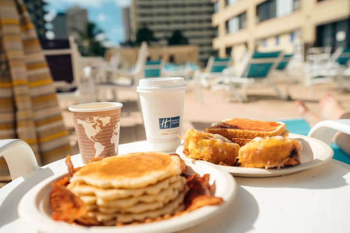 Breakfast/Coffee Service 47 of 61