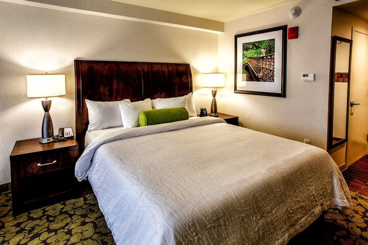 Room 43 of 115