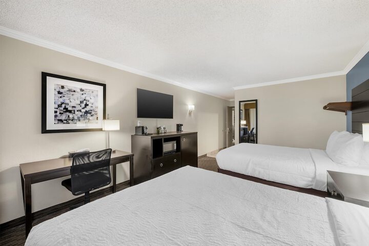 Best Western Airport Albuquerque InnSuites Hotel & Suites