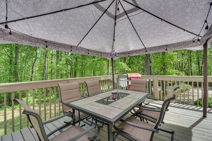 The Lake Place Cabin w / Golf Cart & Free Kayaks!