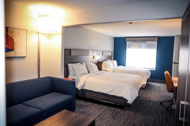 Holiday Inn Express Hotel & Suites Douglas by IHG