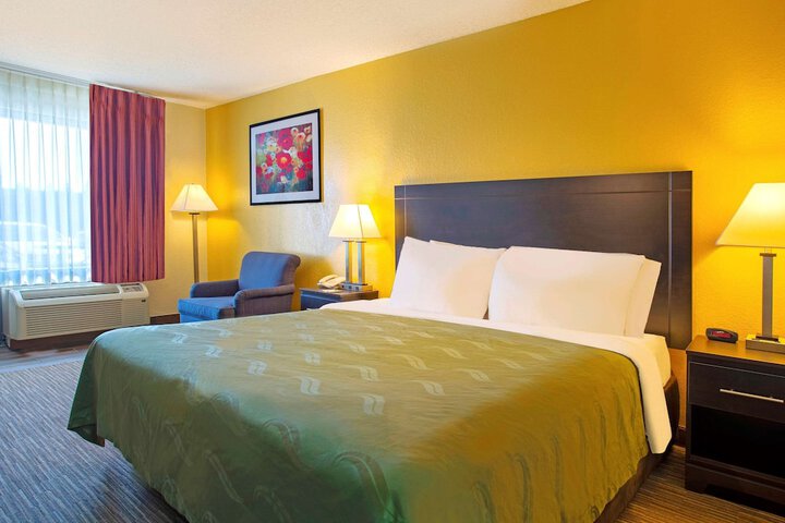 Room 15 of 52