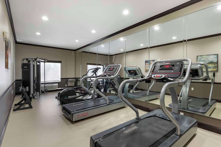 Best Western Plus Duncanville / Dallas