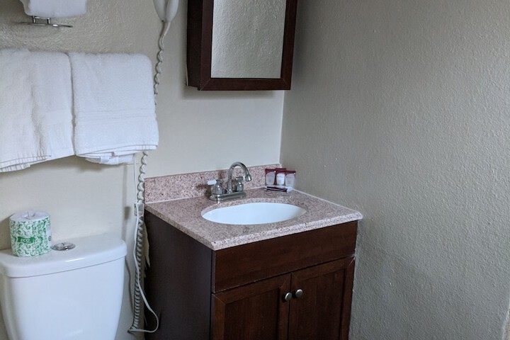 Room 40 of 67