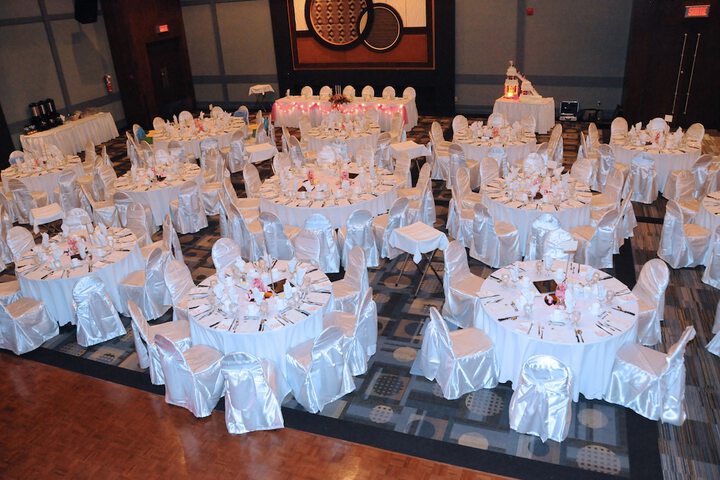 Ballroom/Hall 38 of 47