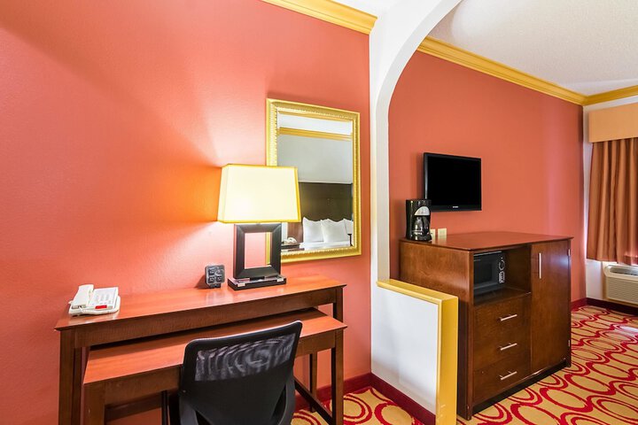 Room 26 of 44