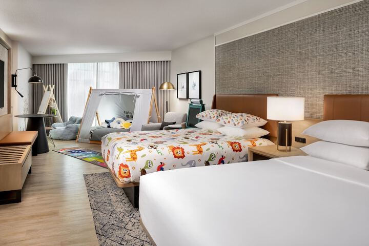 Sheraton Gateway Hotel in Toronto International Airport