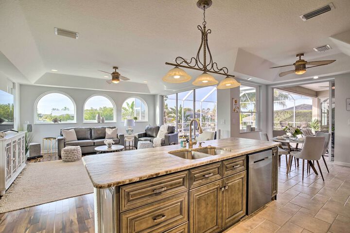 Heated Pool / spa & Dock: Apollo Beach Home on Canal