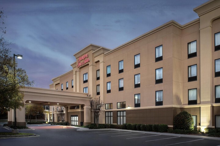 Hampton Inn & Suites Laurel MS