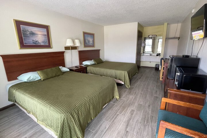 Room 26 of 27