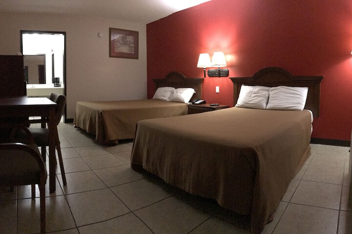 Room 12 of 16