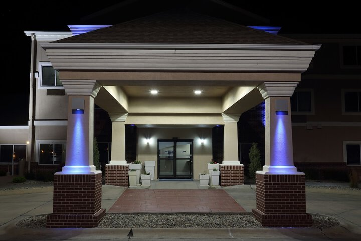 Hotel 2 of 56