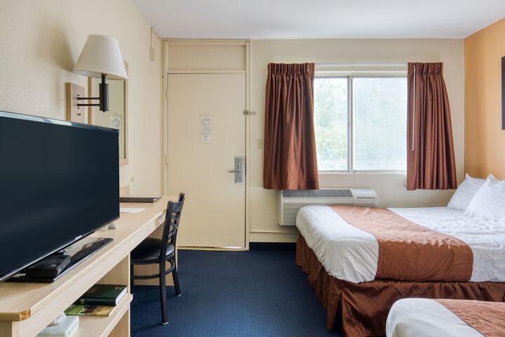 Room 17 of 29